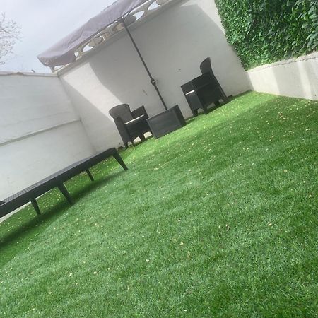 Ippocampo Alba E Tramonto Al Giardino Apartamento Exterior foto